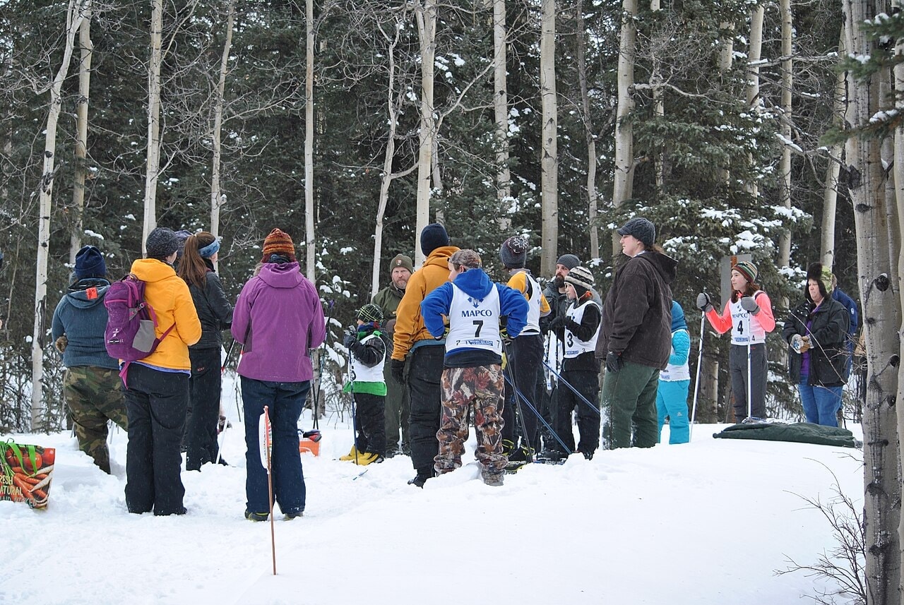 Athlètes de Ski de fond en pleine action